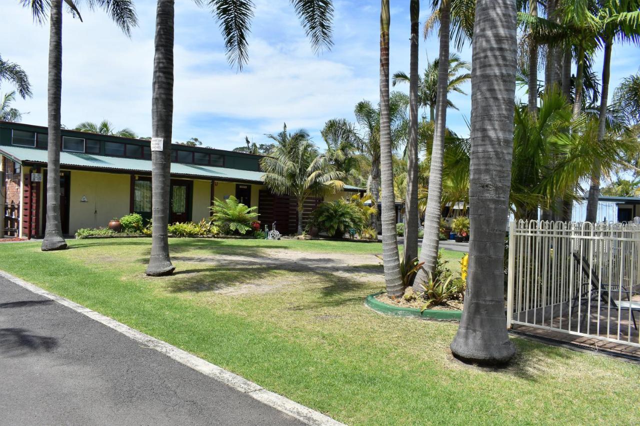 Sussex Palms Holiday Park Sussex Inlet Exterior photo